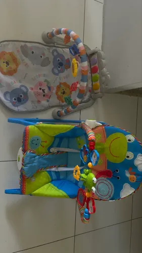 Tapete de atividade + balanço interativo