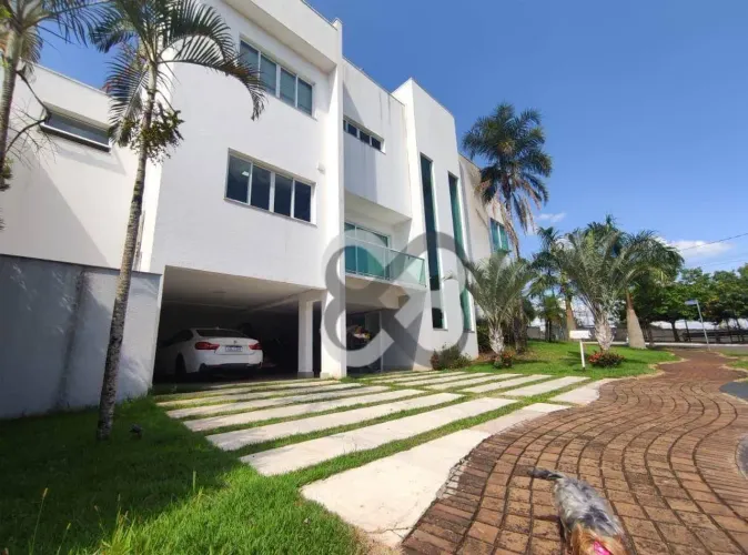 Casa com 3 dormitórios, 365 m² - venda por R$ 1.999.000 ou aluguel por R$ 10500/mês - Arag