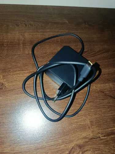 Fonte notebook LENOVO entrada C