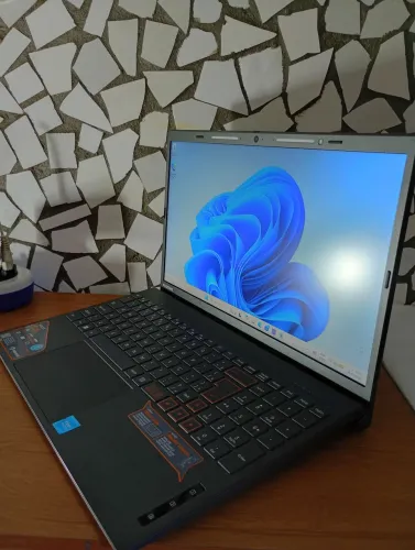 NOTEBOOK POSITIVO VISION C15 NOVO COM LUZES