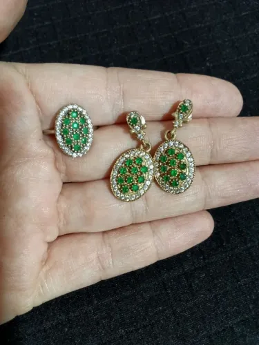 Conjunto de par de brincos mais anel em prata 925