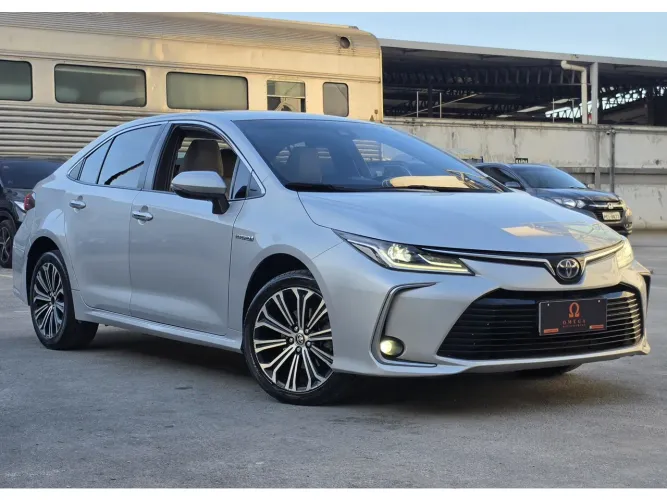 Toyota Corolla Altis Hybrid 1.8 16V Flex Aut. 2020