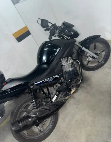 Moto Factor 150 2023 ótimo estado 