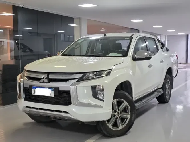 Mitsubishi L200 Triton Sport HPE 2.4 CD Diesel Aut. 2022