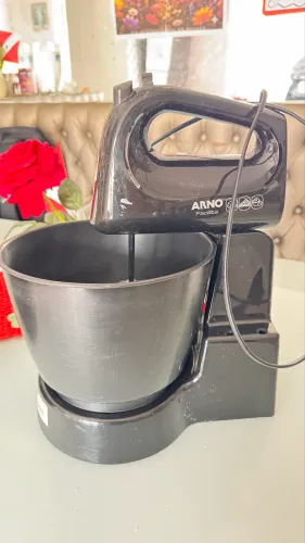 Batedeira de bolo ARNO