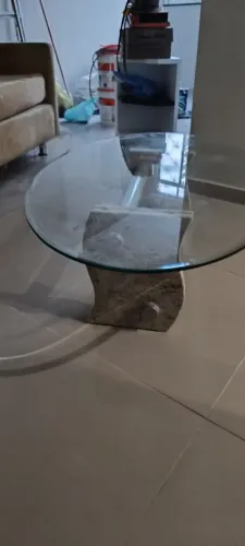 Mesa de centro aparador e mesa. Vidro, granito bege Bahia e inox