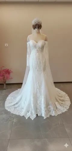 Vendo vestido de noiva usado somente uma vez ,feito sob medida