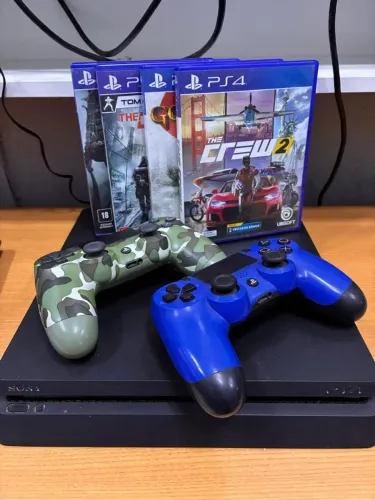 PLAYSTATION 4 SLIM 1 TERA - 2 CONSOLES E 4 JOGOS