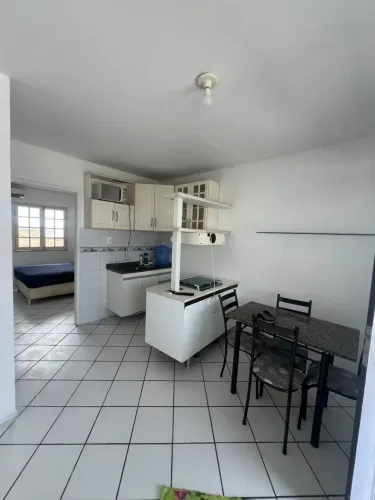 Imóvel para aluguel com 27 metros quadrados com 1 quarto em Queimadinha - Feira de Santana
