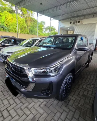 Toyota Hilux CD SRX 4X4 2.8 TDI 16V Diesel Aut. 2025