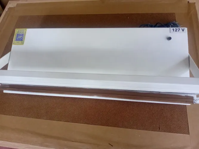 Máquina seladora manual com 50 cm.de comprimento