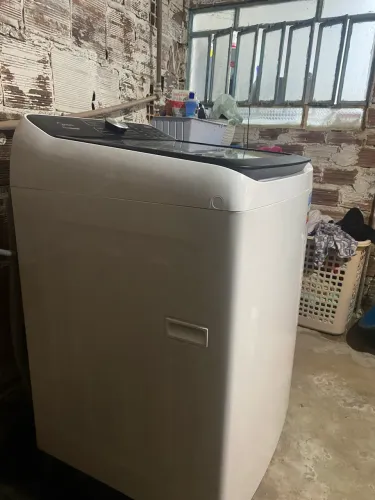 Máquina com 9 meses de uso, novinha