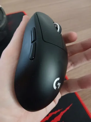 Superlight 2 logitech, comprado a 2 semanas