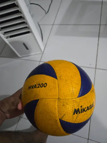 bola de vôlei MIKASA MVA200