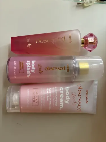 KIT OBSESSED LOVELY - WE PINK