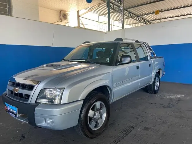 Chevrolet S10 P-up Executive 2.4 MPFI F.power CD 2010