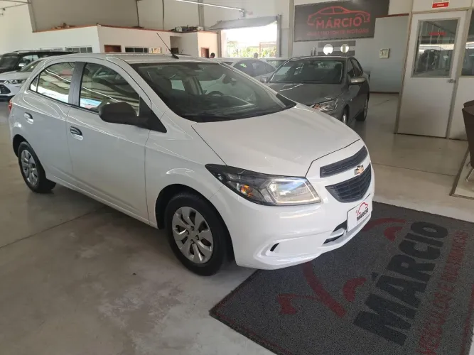 Chevrolet Onix JOY Hatch 1.0 8V Flex Mec. 4P 2019