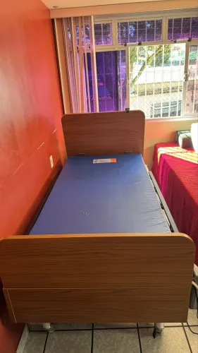 Cama Hospitalar Elétrica Motorizada Pilati Completa + Colchão Pneumático