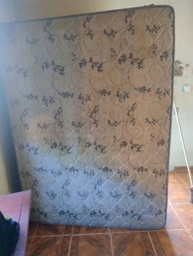 Cama box casal usada
