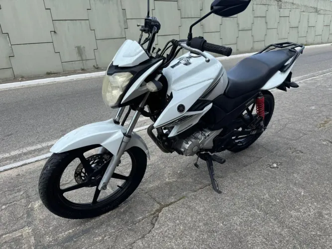 YS 150 FAZER SED/ FLEX BRANCA 2015/2015