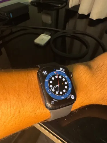 Apple Watch s7 41mm preto