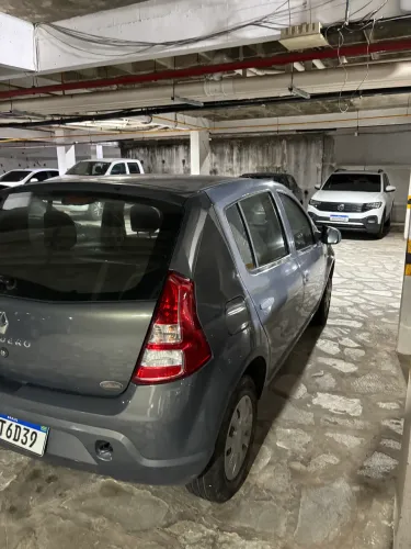 Renault Sandero Authentique Hi-flex 1.0 16V 5P 2012