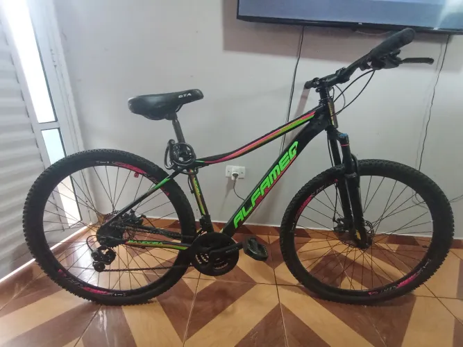 Bicicleta Alfameq Pandora Aro 29 - Freio a Disco - 21 Marchas