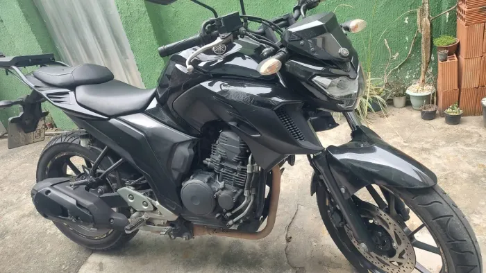 FZ-25 / VENDA