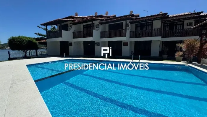 CASA RESIDENCIAL em CABO FRIO - RJ, OGIVA