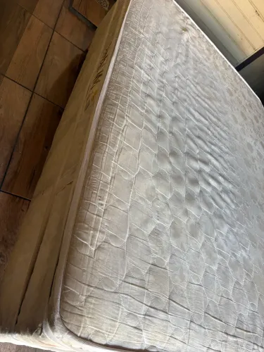 Cama casal 