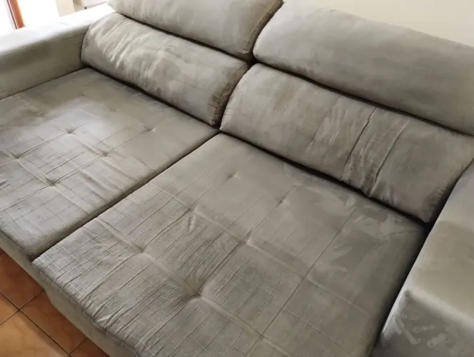 Vendo Sofá Usado retrátil e reclinável 2,5m x 1,5m