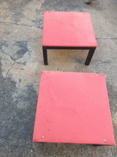 Desapego Mesa de Metalon pronta pra reforma 
