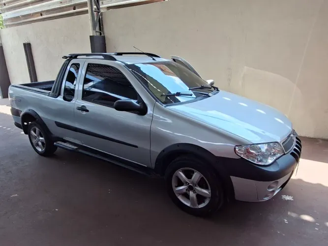 Fiat Strada Adv/adv Tryon 1.8 MPI Flex 8V CE 2007