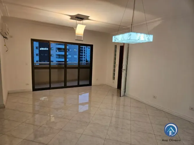 Apartamento de 150m² com 4 dormitórios sendo 2 suítes no Jardim Aquarius em São José dos C