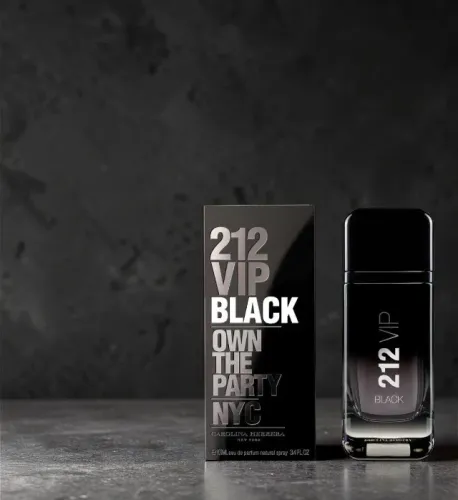 Perfume 212 Vip Y703