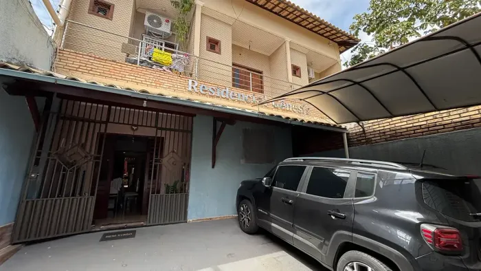 Casa Plana em Condomínio no Bairro de Fatima Conforto, Segurança e Lazer!