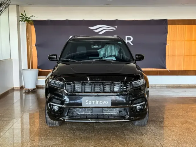 Jeep Commander Black Hurricane 2.0 4X4 TB AUT 2025
