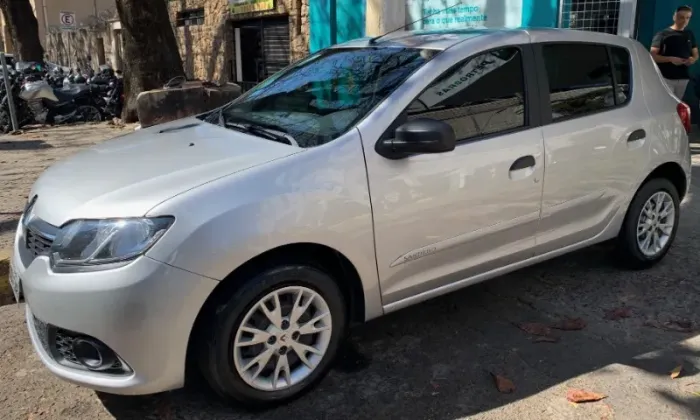 Renault Sandero Authentique Flex 1.0 12V 5P 2018