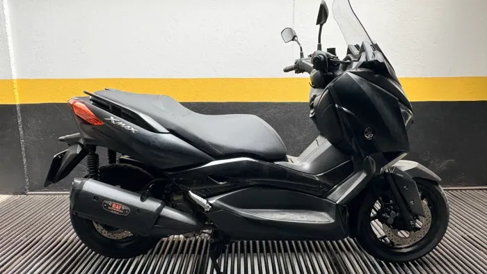 XMAX 21/22 (Único proprietário)