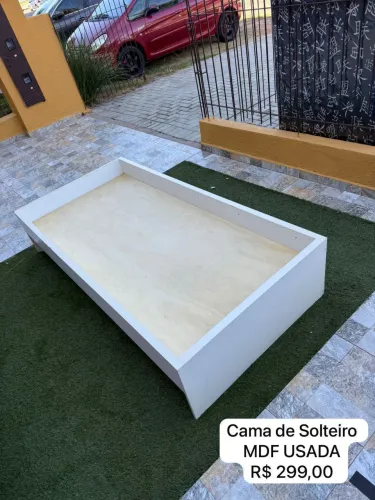 Cama de SOLTEIRO MDF USADA