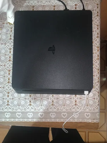 Ps4 Semi novo