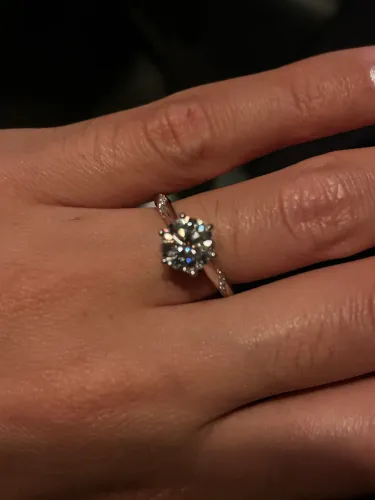 Anel Solitário Moissanite