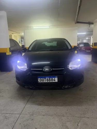 Ford Focus Sedan 1.6 16V Flex 4P Aut. 2014