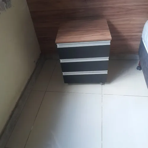 Mesa cabeceira mdf  