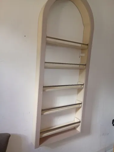 Vendo expositor de esmaltes novo em MDF 250,00