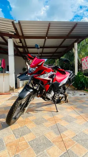 Vende-se xre 300