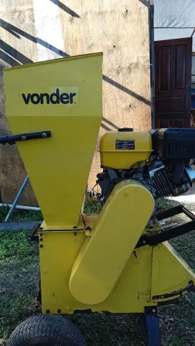 Triturador de galhos Vonder 11,4 Hp (Tfv14)