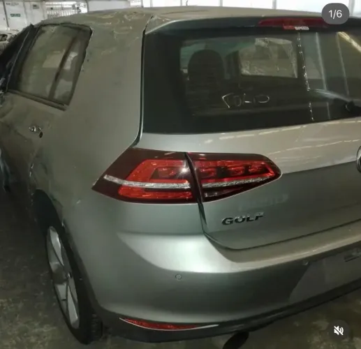 Sucata de GOLF TSI 
