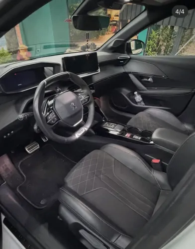 Peugeot E-208 GT 5P Aut. (elétrico) 2023