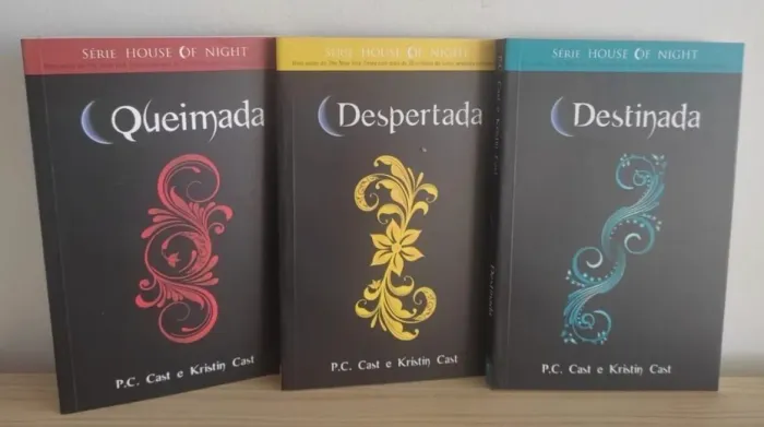 Livros - Saga House of Night
